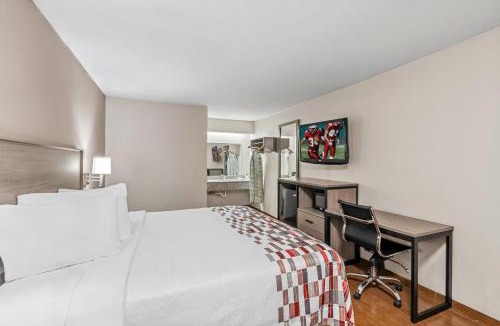 Greater Belhaven Hotel | Red Roof Inn Jackson Downtown - Fairgrounds
