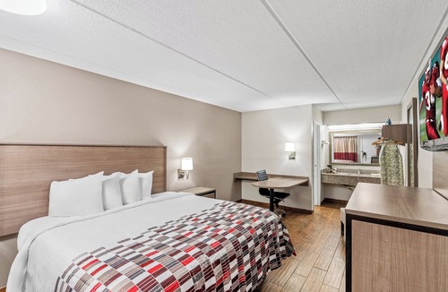 Greater Belhaven Hotel | Red Roof Inn Jackson Downtown - Fairgrounds