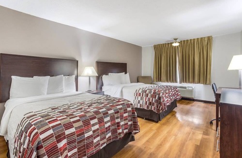 Meridian Hotel | Red Roof Inn Meridian