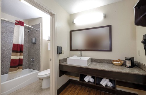 Hammond Hotel | Red Roof Inn PLUS+ Hammond