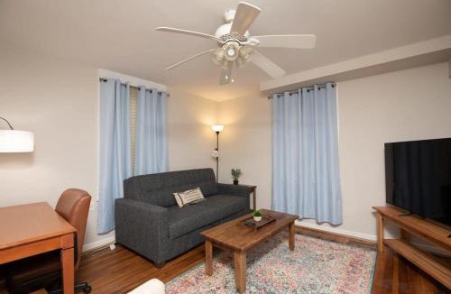 Redmont Park Apartment | Redmont Revival-Unit B-Walkable-UAB