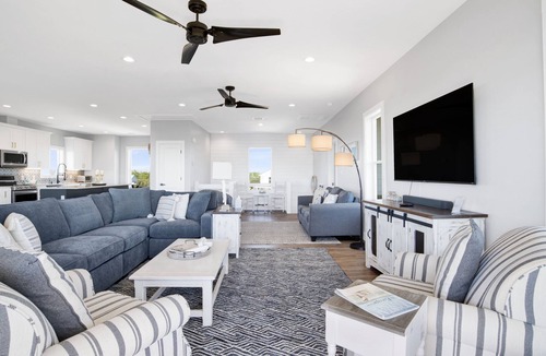 Fort Morgan House | Reduced Rate! Ohana Ocean House *Private Pool, Golf Cart, Pet-Friendly*