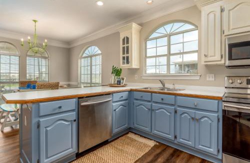 Silver Cay House | Reel Views DI - 205 St Stephens
