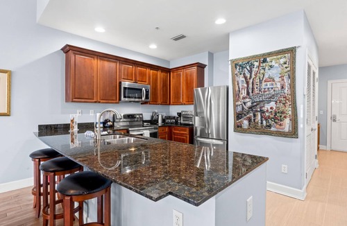 Upper Grand Lagoon Condo | Reflections 109 - Bayfront, Beach, Huge Pool - PGA Championship Golf Course