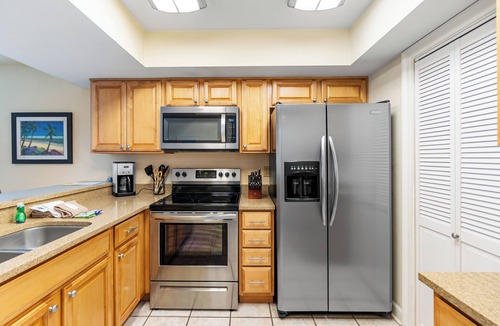 Pensacola Beach Condo | Regency Towers #208W, beach chairs, umbrellas, new leather couches!
