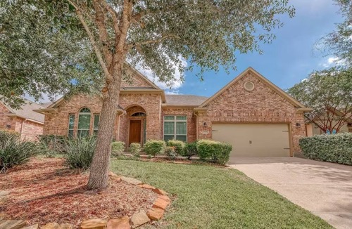 Tomball House | Relax and enjoy at Creekside, The Woodlands
