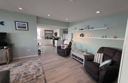Salem House | Relax at Dark Island Gulf Retreat in this 4-bedroom house in Perry FL