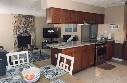 Holiday Beach House | Relax-On Beach Time! Convenient-Walk to the Beach!