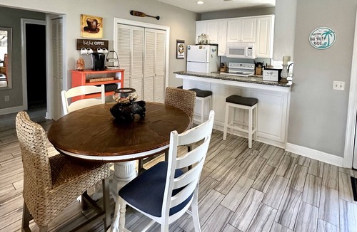 Bel Air Condo | Relax on the quiet side of PCB. Beautiful views, 4 minute walk to the Gulf.
