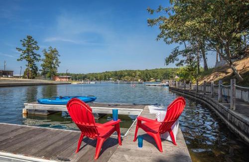 Dadeville House | Relax with Family - Hot Tub, Fire Pit