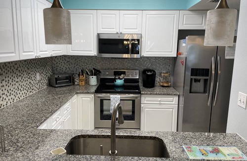 New Smyrna Beach Condo | Relaxing 3BR Condo Steps from Beach | Sleeps 8 | Great Amenities