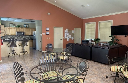 New Smyrna Beach Condo | Relaxing 3BR Condo Steps from Beach | Sleeps 8 | Great Amenities
