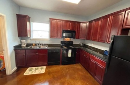 Mississippi City House | Relaxing Beach Getaway Retreat- sleeps you to 12+