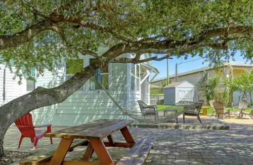 Coquina Gables Cottage | Relaxing Cottage Retreat at St. Augustine Beach