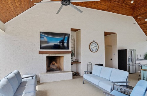 New Roads House | Relaxing Getaway on False River, with Swimming Pool, Hot Tub & Outdoor Kitchen