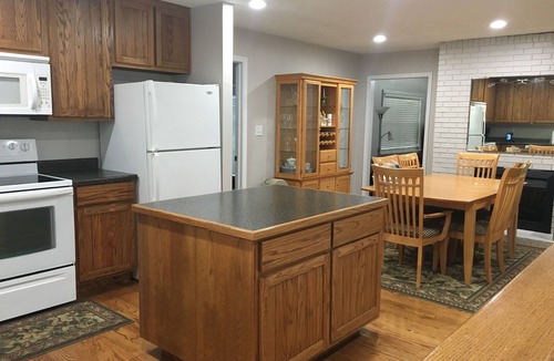 Jones Mills House | Relaxing Retreat on Lake Catherine in Hot Springs!