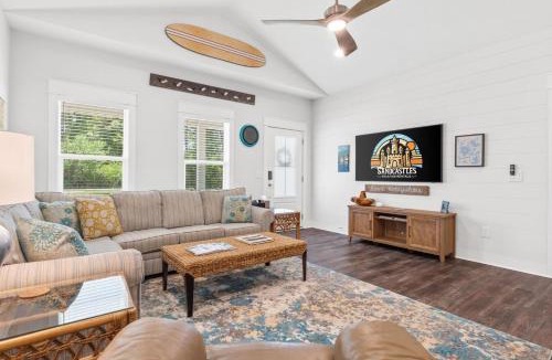 Magnolia Bluffs House | Reminiscing