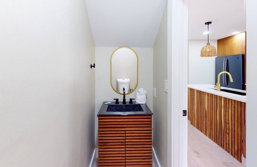 Sunnyside On The Gulf House | Renovated 2-story beachfront townhouse with beach views, W/D, patio, balcony