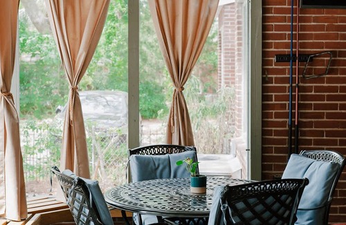 San Marco House | Renovated 2BR w/Porch & Pool Table San Marco