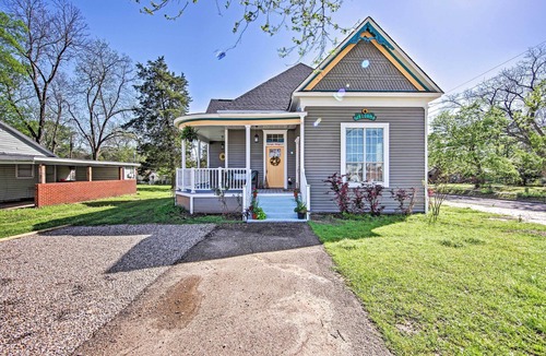 Winnsboro Cottage | Renovated 'carnegie Cottage' - Walk to Dtwn!