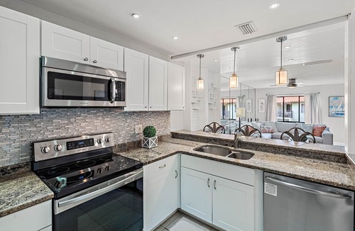 Tierra Verde Condo | Renovated Waterview Near Beach and Nature