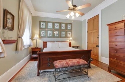 Faubourg Marigny Bed & Breakfast | Rent entire top-rated, 9 BR Bed & Breakfast with pool - walk to French Quarter