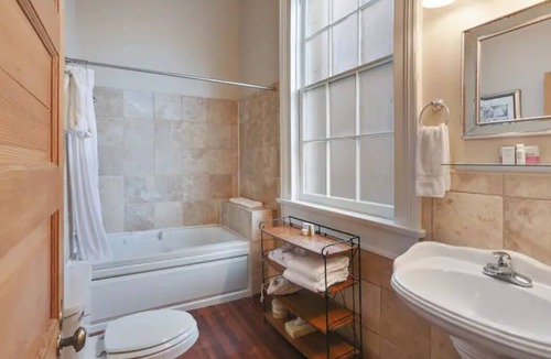 Faubourg Marigny Bed & Breakfast | Rent entire top-rated, 9 BR Bed & Breakfast with pool - walk to French Quarter