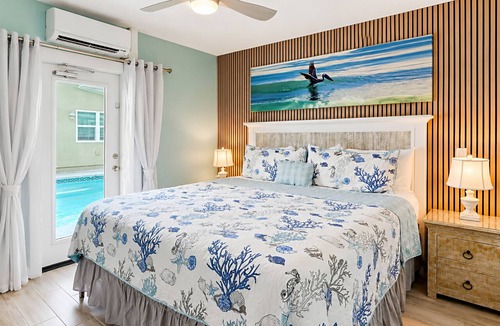Anna Maria Resort | Resort-Style Ground Floor 3BR Pelican Suite, Heated Pool/Spa, Lakefront
