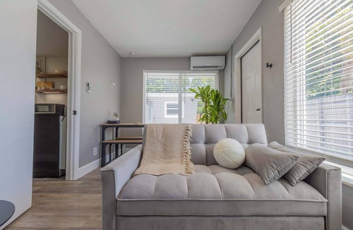 Croissant Park Apartment | Rest A Shore - Boutique Retreat - Patio + Hammock