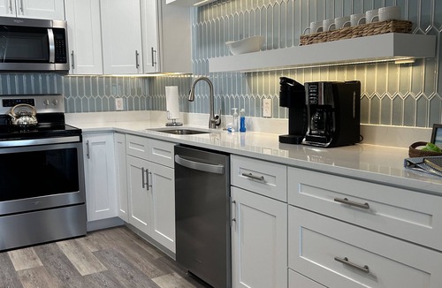 Crystal Beach Condo | Right on Crystal Beach! Complimentary Beach Service with Chairs & Umbrella!