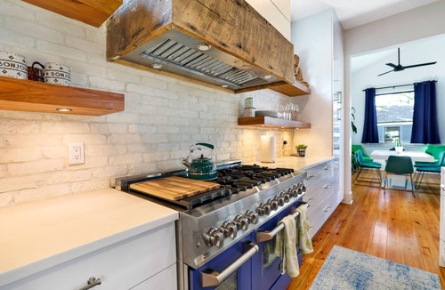 Algiers Point House | River View Luxury with Heated Pool & Take Ferry to French Quarter