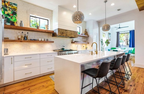 Algiers Point House | River View Luxury with Heated Pool & Take Ferry to French Quarter