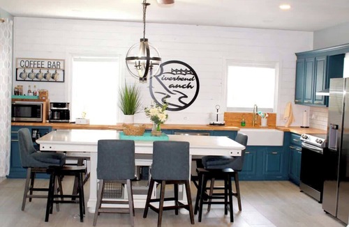 Crane Hill House | Riverbend Ranch*Smith Lake Family Fun!*Dog Yard!