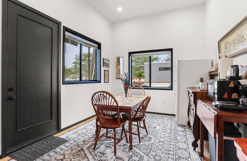Holy Cross District House | Riverside Retreat! Quiet and Charming 2 bed/2 bath