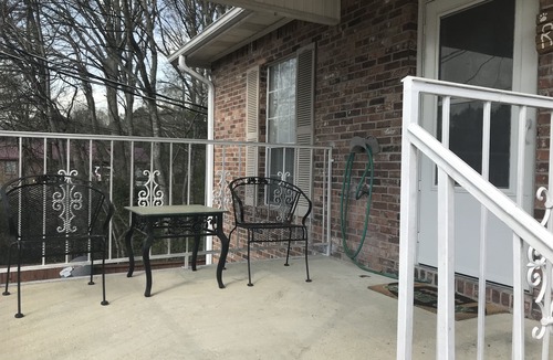 Starkville Condo | Road Dawg Condo Welcome to God's country.