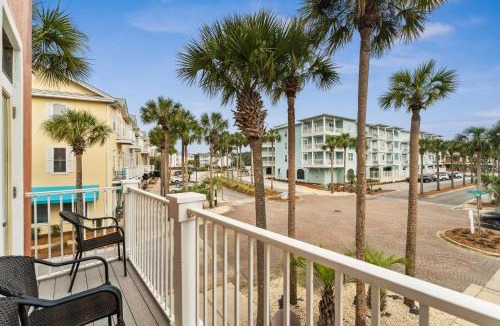 Gulf Place House | Rockaway Beach