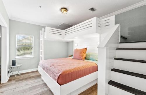 Gulf Place House | Rockaway Beach