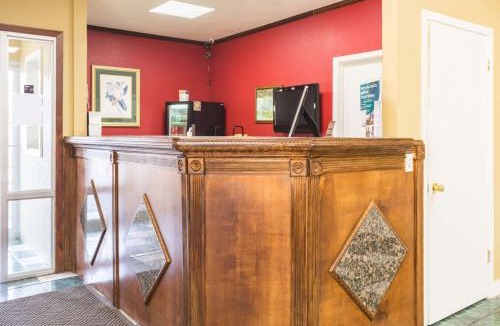 Hazlehurst Hotel | Rodeway Inn Hazlehurst