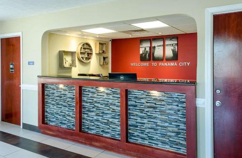 Bay VIew Addition Hotel | Rodeway Inn Panama City