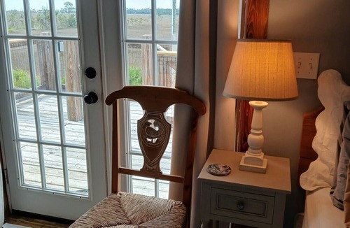 Salem Bed & Breakfast | Room with a View/Queen& Twin bed.Private beautiful,clean. Ideal for fishermen