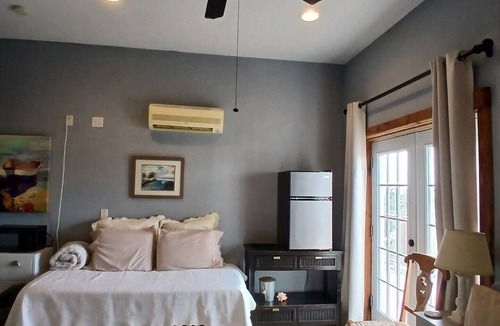 Salem Bed & Breakfast | Room with a View/Queen& Twin bed.Private beautiful,clean. Ideal for fishermen