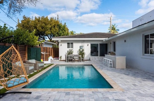 Victoria Park House | Rove Travel | Olas Villa | Home w/Heated Pool