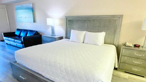 Royal Palm Beach Hotel | Royal Inn Hotel