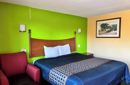 Linden Hotel | Royal Inn Linden
