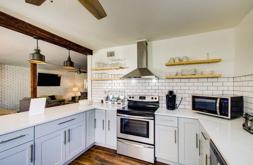 Brent House | Saint Amatus Minutes To Beach & Pensacola NAS