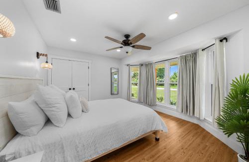 Panama City House | Salt Water POOL, GAME room, KING BED &PET friendly
