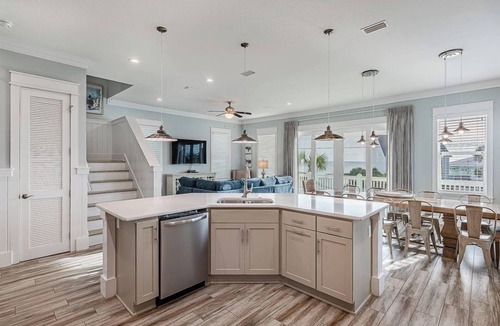 Laguna Beach Estates House | "Salty Kisses" Directly Across From Beach!