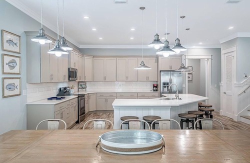 Laguna Beach Estates House | "Salty Kisses" Directly Across From Beach!