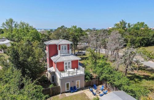 El Centro Beach House | Sandcastle on Castile