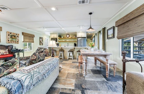 East End House | Sandpiper Cottage Ground Level Home